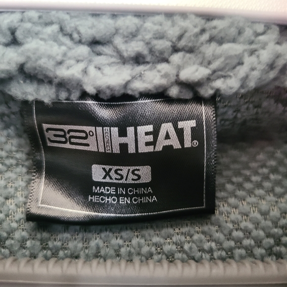 32 degrees HEAT sherpa sweater (XS/S) - Picture 2 of 4